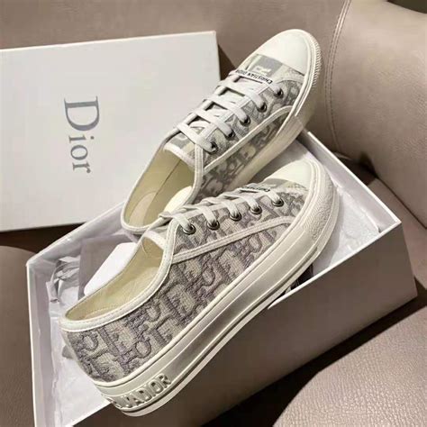 dior designer sneakers women.